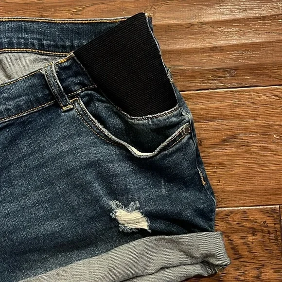 Indigo Blue Maternity Denim Shorts Size XL - Picture 2 of 6
